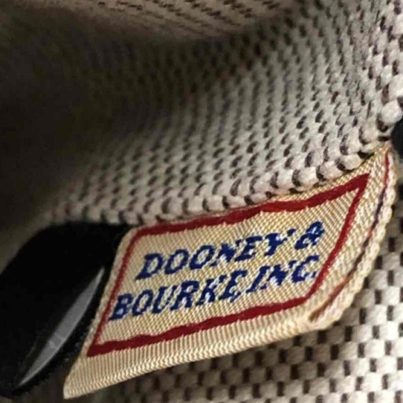Dooney & Bourke Shoulder Purse - Picture 4 of 5